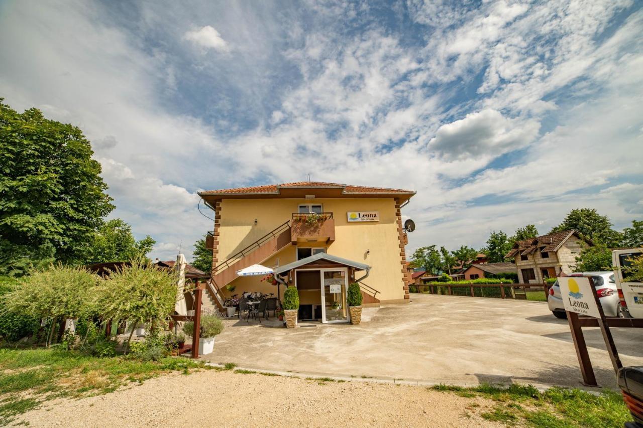 Prenociste Leona Aparthotel เวลิโก กราดิชเต ภายนอก รูปภาพ